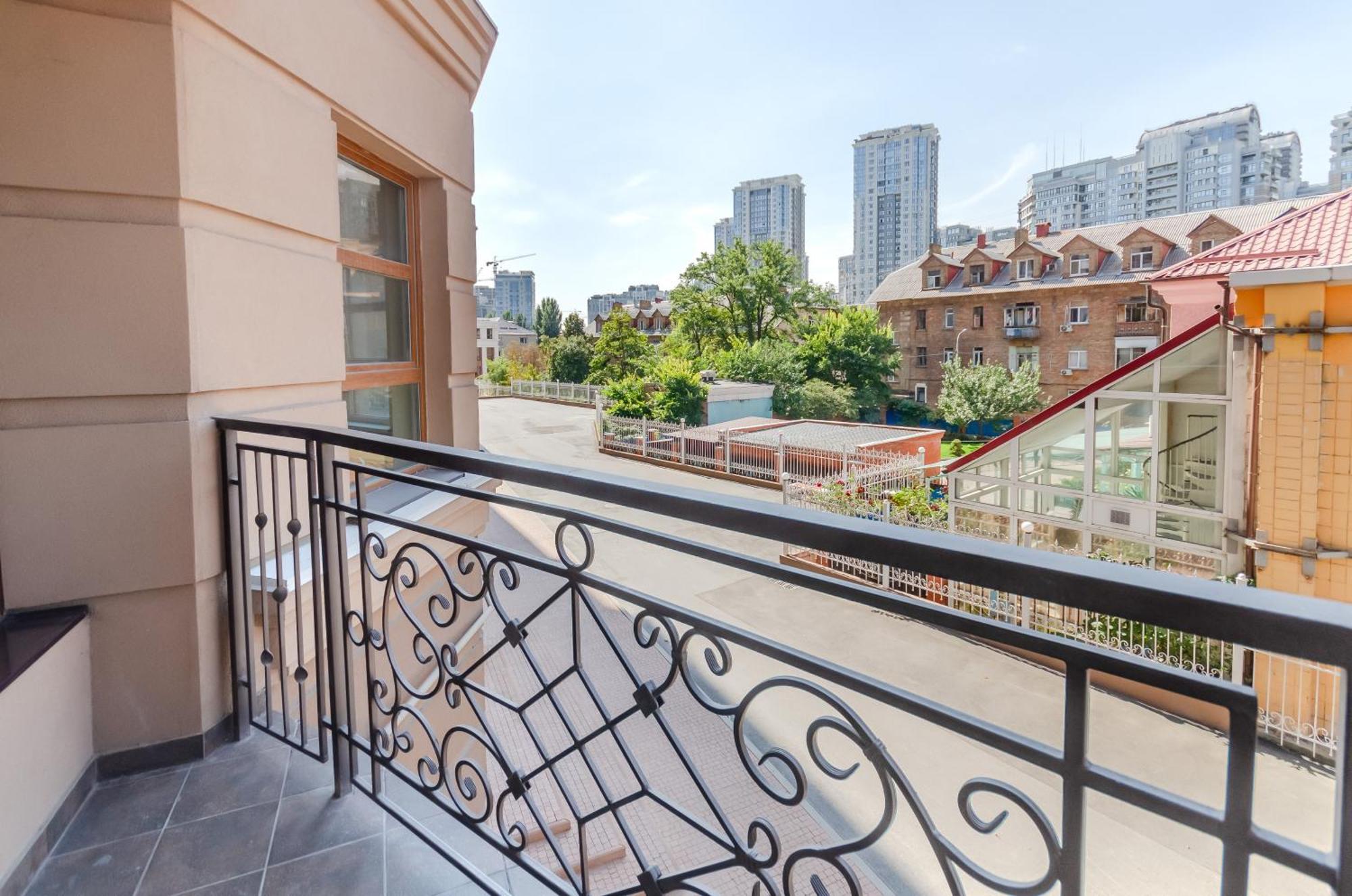 Petrovdom 2-76 Luxury Living In Rc Pechersk Plaza Κίεβο Εξωτερικό φωτογραφία